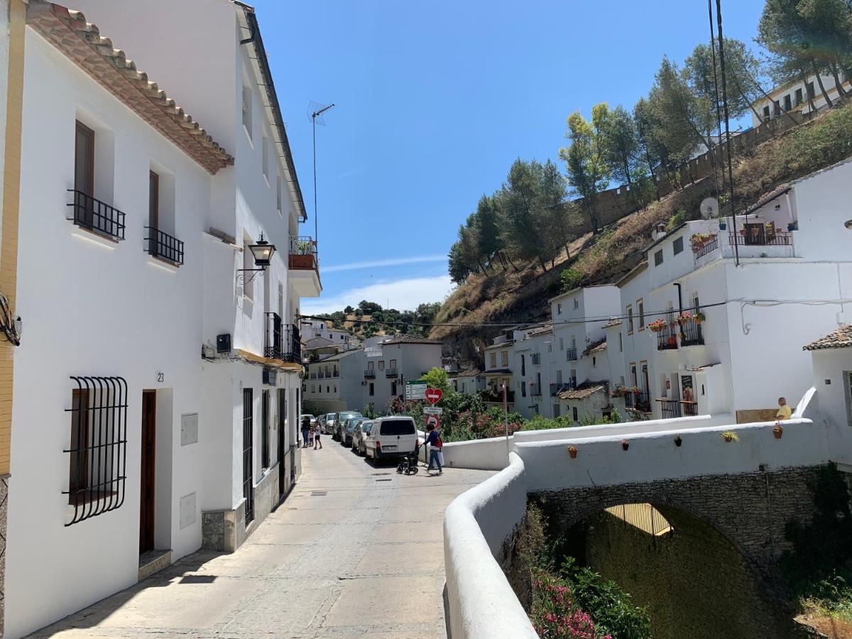 Вілла Casa Cueva El Puente Setenil De Las Bodegas Екстер'єр фото